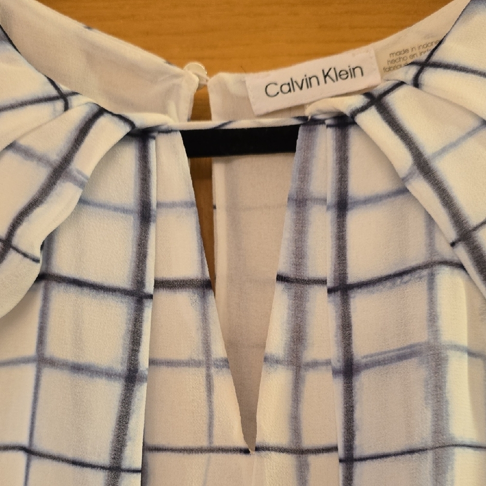 Calvin Klein Collection Cream Boxy Blouse - Picture 3 of 7